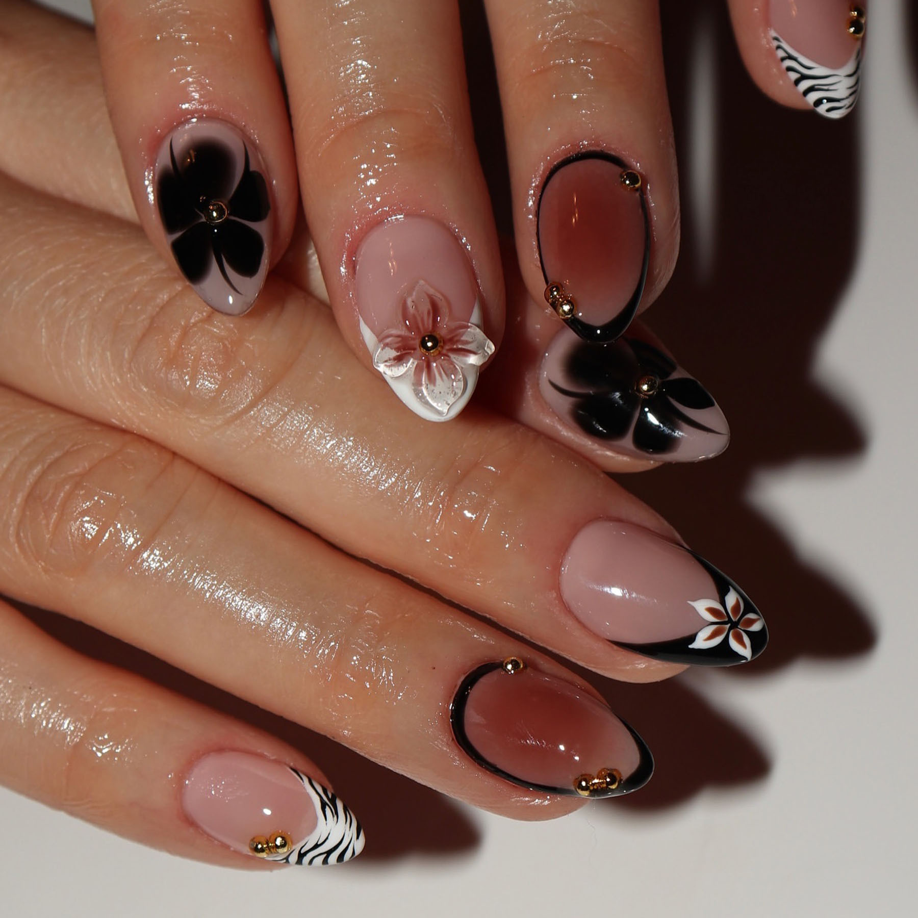 24pcs Flower False Nails Brown - đánh giá và giá Nail Art French Nails