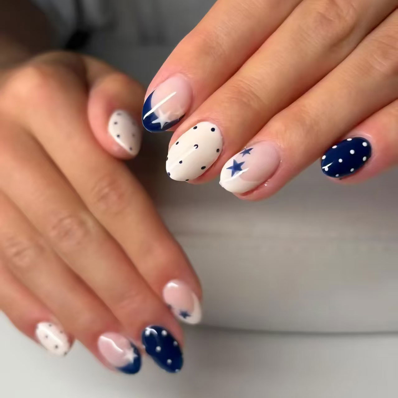 24Pcs Pentagram Press on Fake  - đánh giá và giá Nail Art French Nails